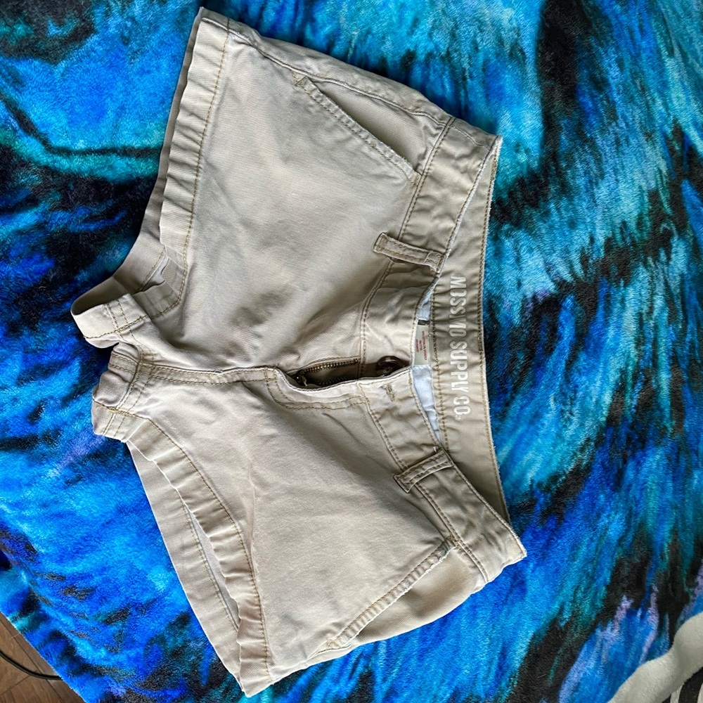 Khaki shorts size 3